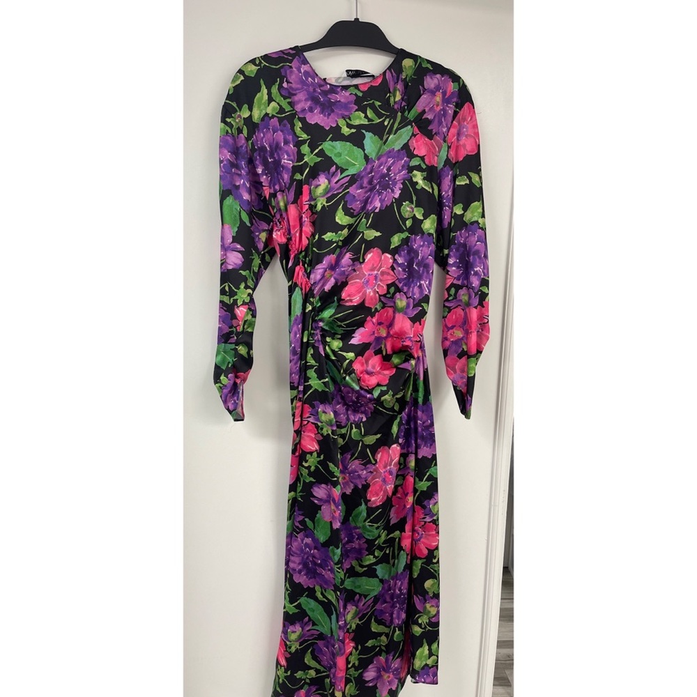 Zara size M, floral midi dress, worn once!